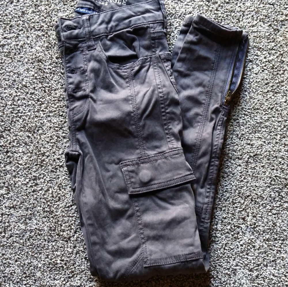 Skinny cargo pants